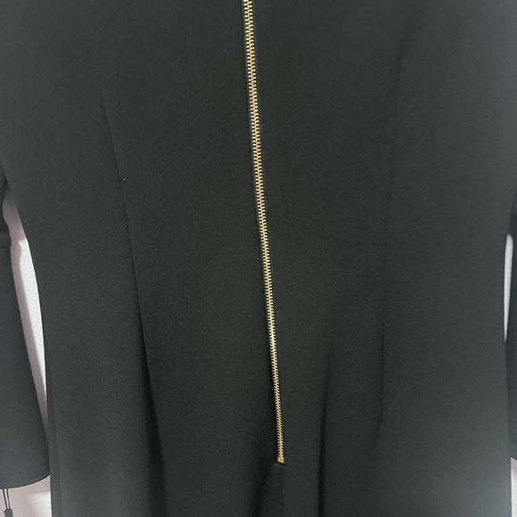 NEW Black Sheath Dress with Bell Sleeves and Crew Neck 4P - Picture 4 of 5